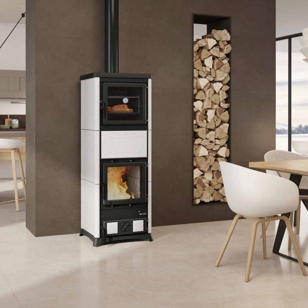 Poêle à bois avec four NOVA FORNO.16 - 11,8 kW