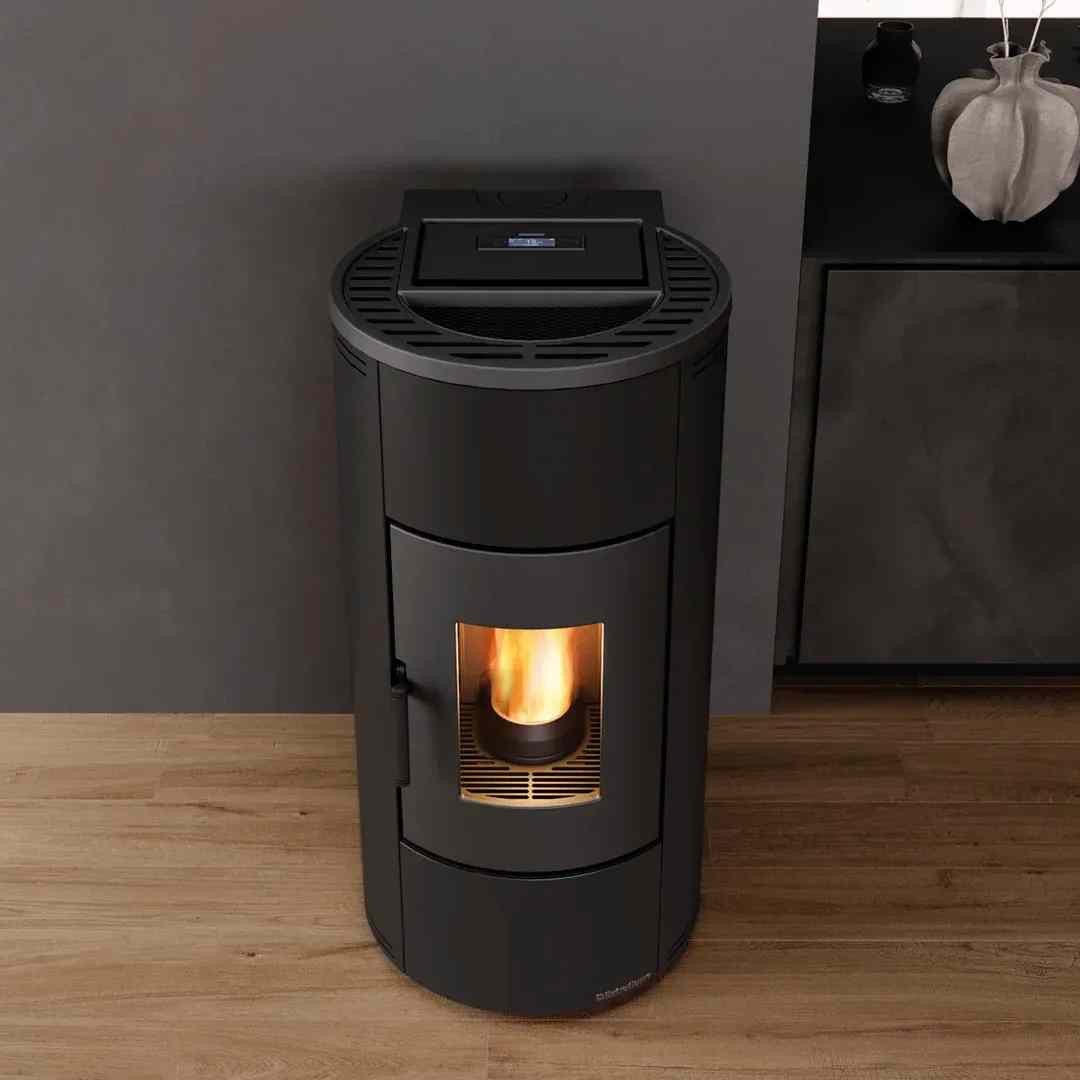 Poêle à granulés étanche canalisée Daniela Plus - 8 kW – Image 4